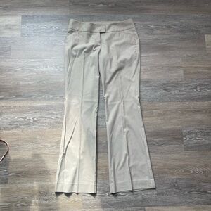 the limited y2k cream flared trousers 🤍